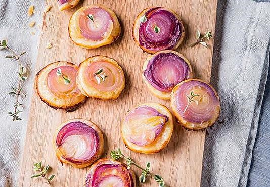 tarte tatin, cipolle rosse, quiche
