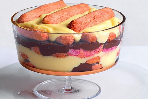 zuppa inglese, savoiardi, alchermes